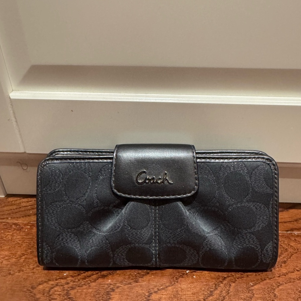 Coach wallet